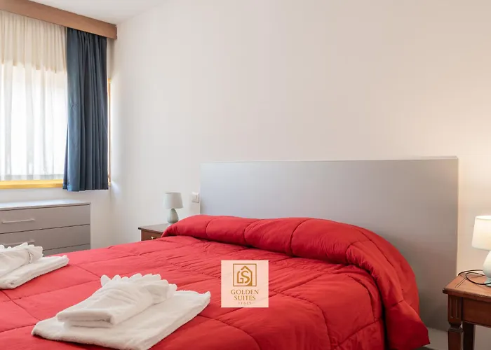 Golden Capitol Palace 2 *